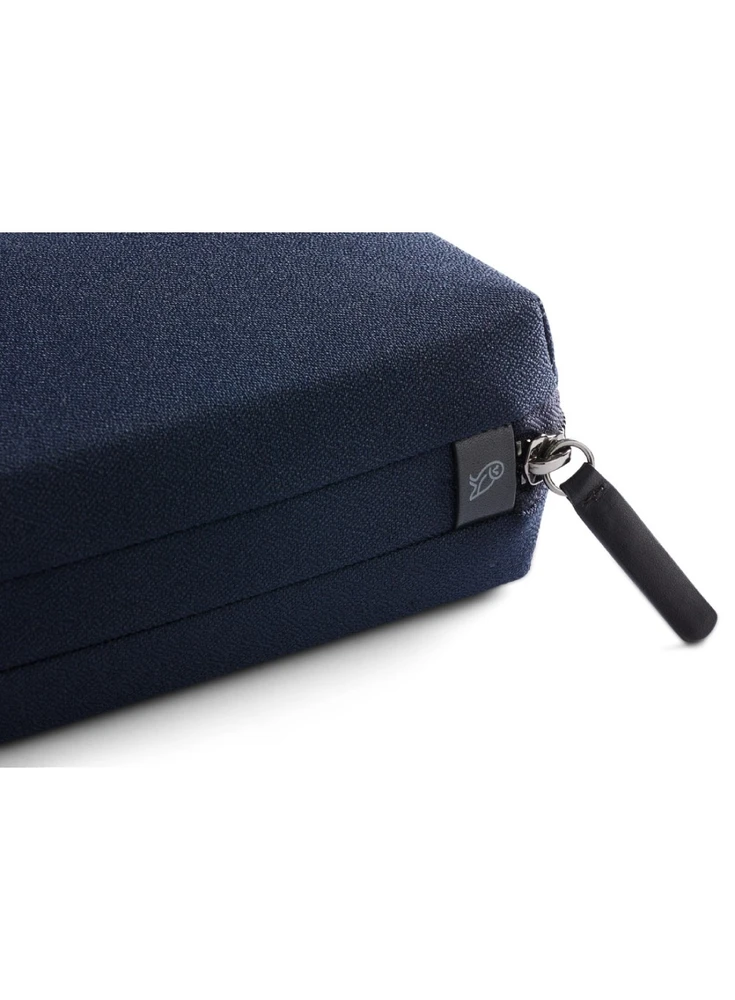 Bellroy Techninis rinkinys – mobiliųjų priedų organizatorius (tamsiai mėlynas)