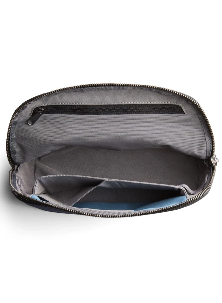 Skrzynkazdrewna „Bellroy Desk Caddy“ – mobiliųjų priedų organizatorius (juodas)