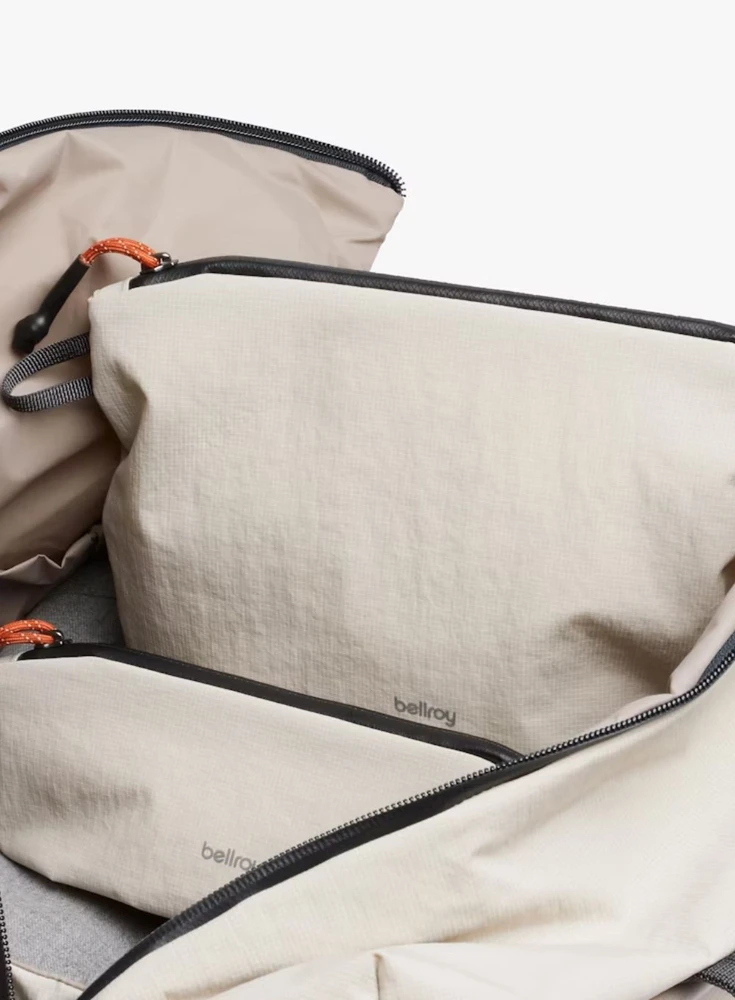 Cometic „Bellroy Lite Pouch Duo“ – dviejų kelionių organizatorių rinkinys (18 cm x 27 cm x 1,5 cm ir 8 cm x 23 cm x 6 cm) (pelenų spalvos)