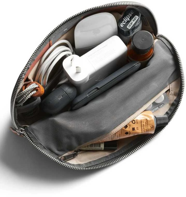 Bellroy Desk Caddy - organizer na priedai mobilne (slate)