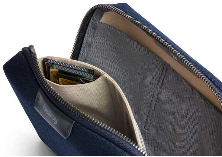 Bellroy Tech Kit Compact – mobiliųjų priedų organizatorius (tamsiai mėlynas)