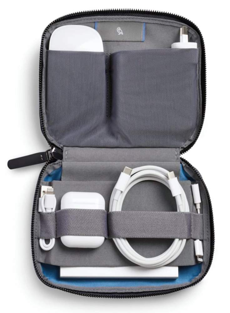 Bellroy Tech Kit Compact – mobiliųjų priedų organizatorius (juodas)