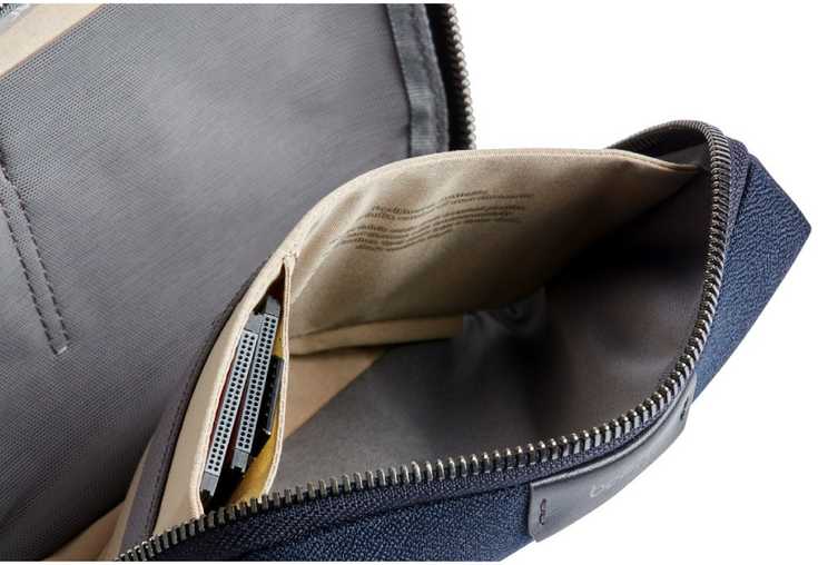 Bellroy Tech Kit Compact – mobiliųjų priedų organizatorius (tamsiai mėlynas)