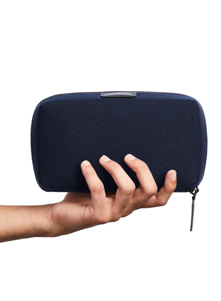 Bellroy Techninis rinkinys – mobiliųjų priedų organizatorius (tamsiai mėlynas)