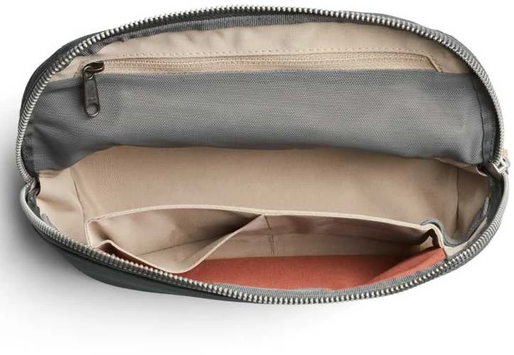 Bellroy Desk Caddy - organizer na priedai mobilne (slate)