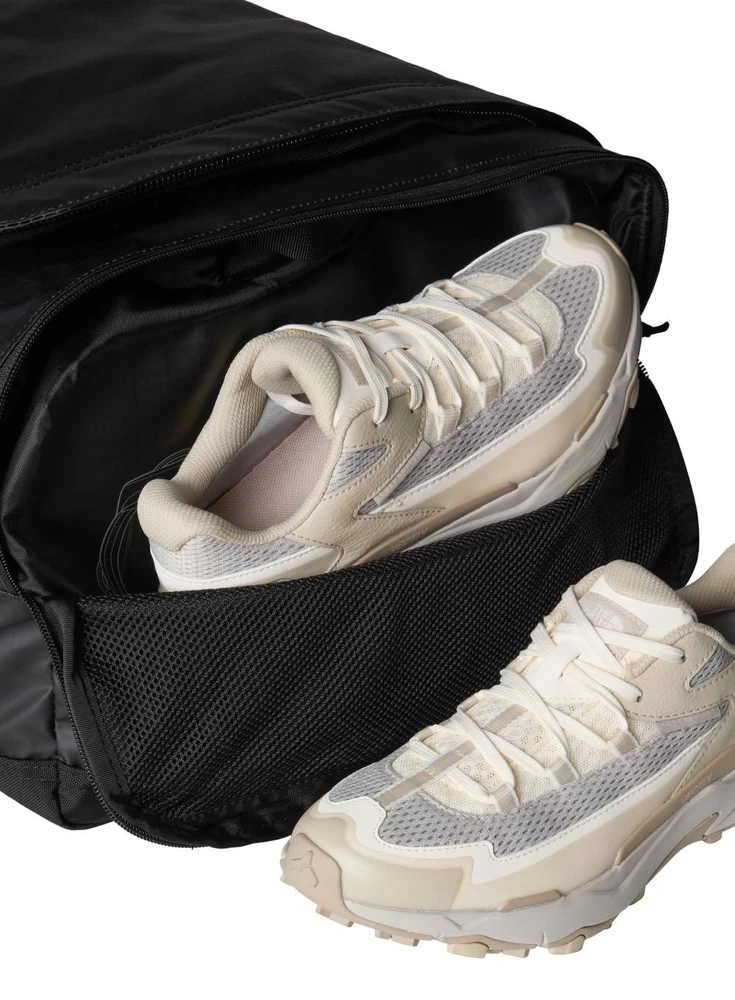 The North Face NF0A52S3KT01 62 l kelioninis krepšys, perdirbtas plastikas, termoplastinis poliuretano elastomeras (TPU), juodas