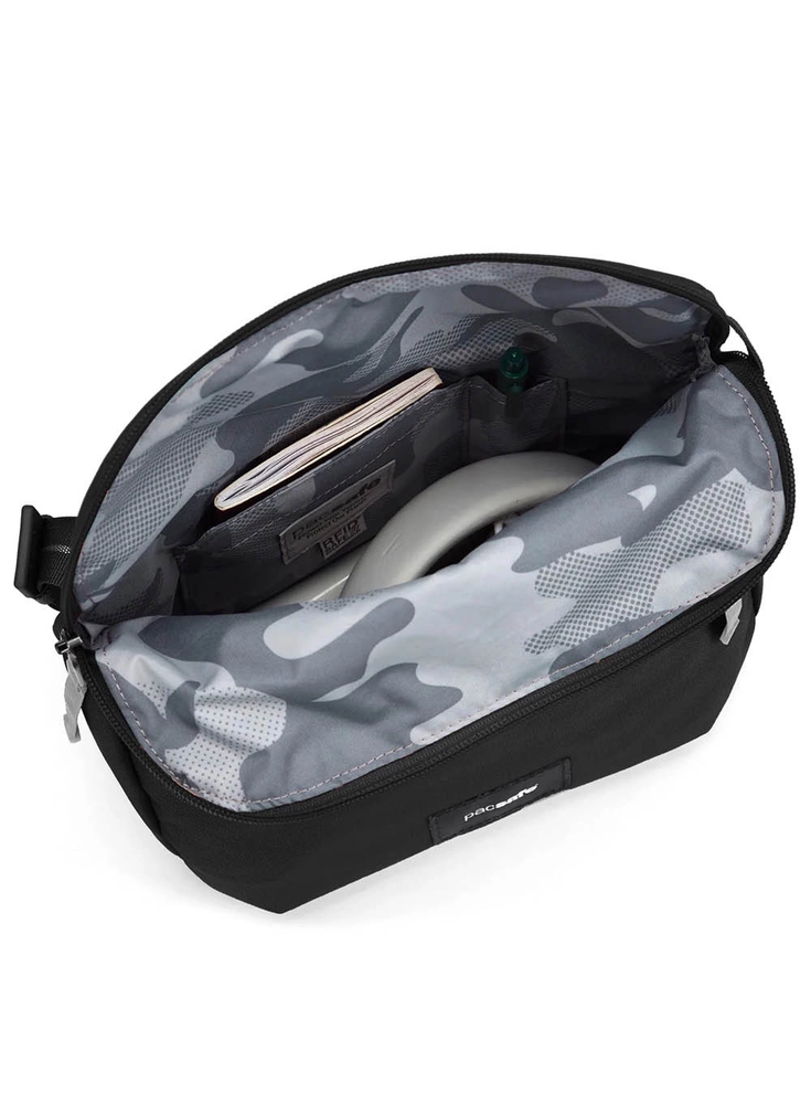 Pacsafe GO Saddle Crossbody juoda