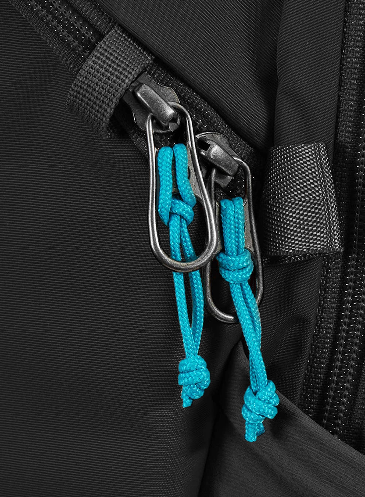 Pacsafe Eco 18L kuprinė ECONYL® juoda