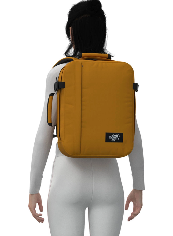 Cabinzero Mini Tech 28l kelioninis rankinio bagažo kuprinė su skyriumi nešiojamam kompiuteriui
