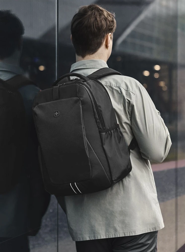 Wenger XE Professional 15.6'' juoda
