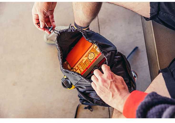 Gregory Nano 16 l - universalus miesto ir žygio kuprinė