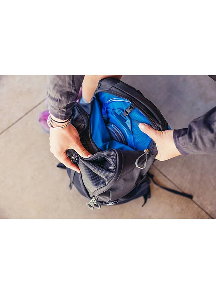 Gregory Nano Hiking backpack 24 l Juodas