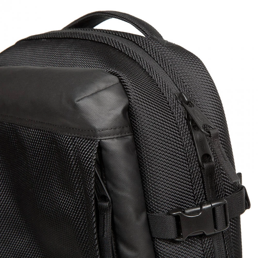 Eastpak TECUM M Cnnct Coat -reppu, musta