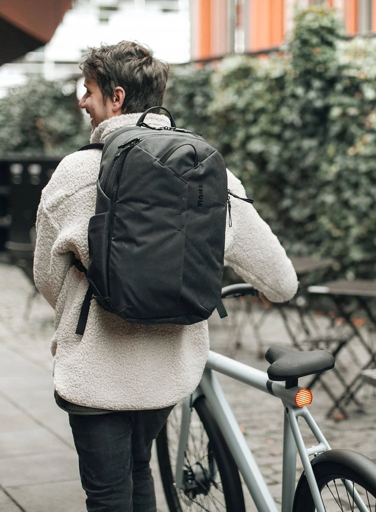 Thule Tulė | Aion Kelioninė kuprinė 40L | Kuprinė | Juodas