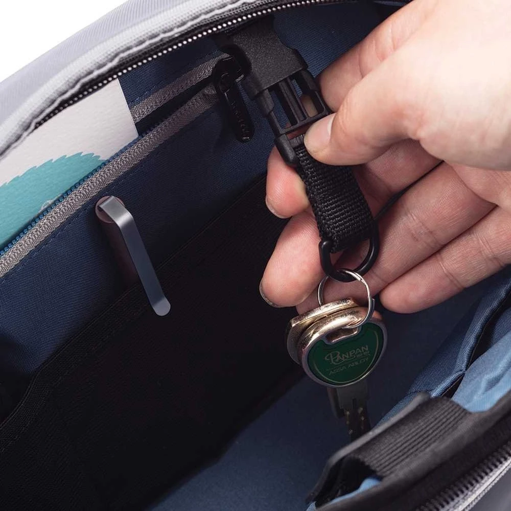 Kuprinė su RFID kišenėmis ir slaptu užtrauktuku XD DESIGN
