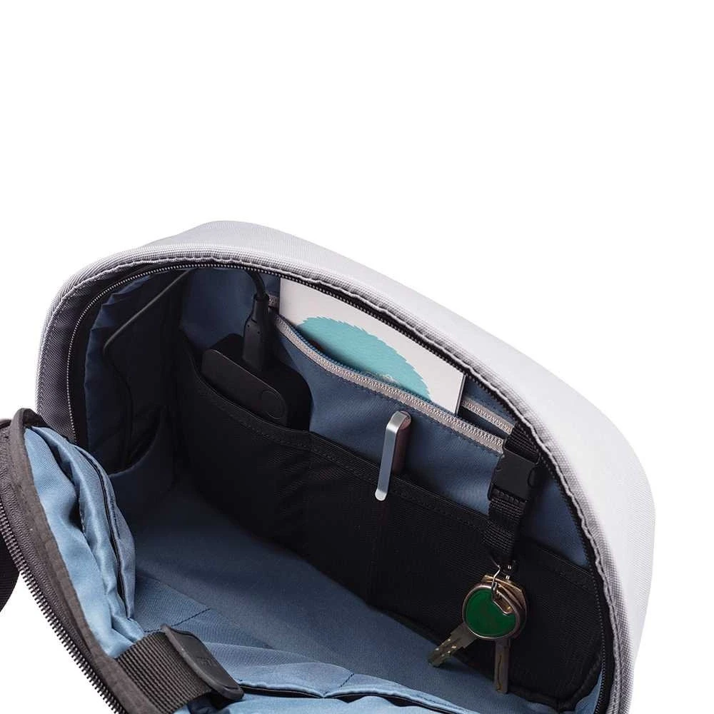 Kuprinė su RFID kišenėmis ir slaptu užtrauktuku XD DESIGN