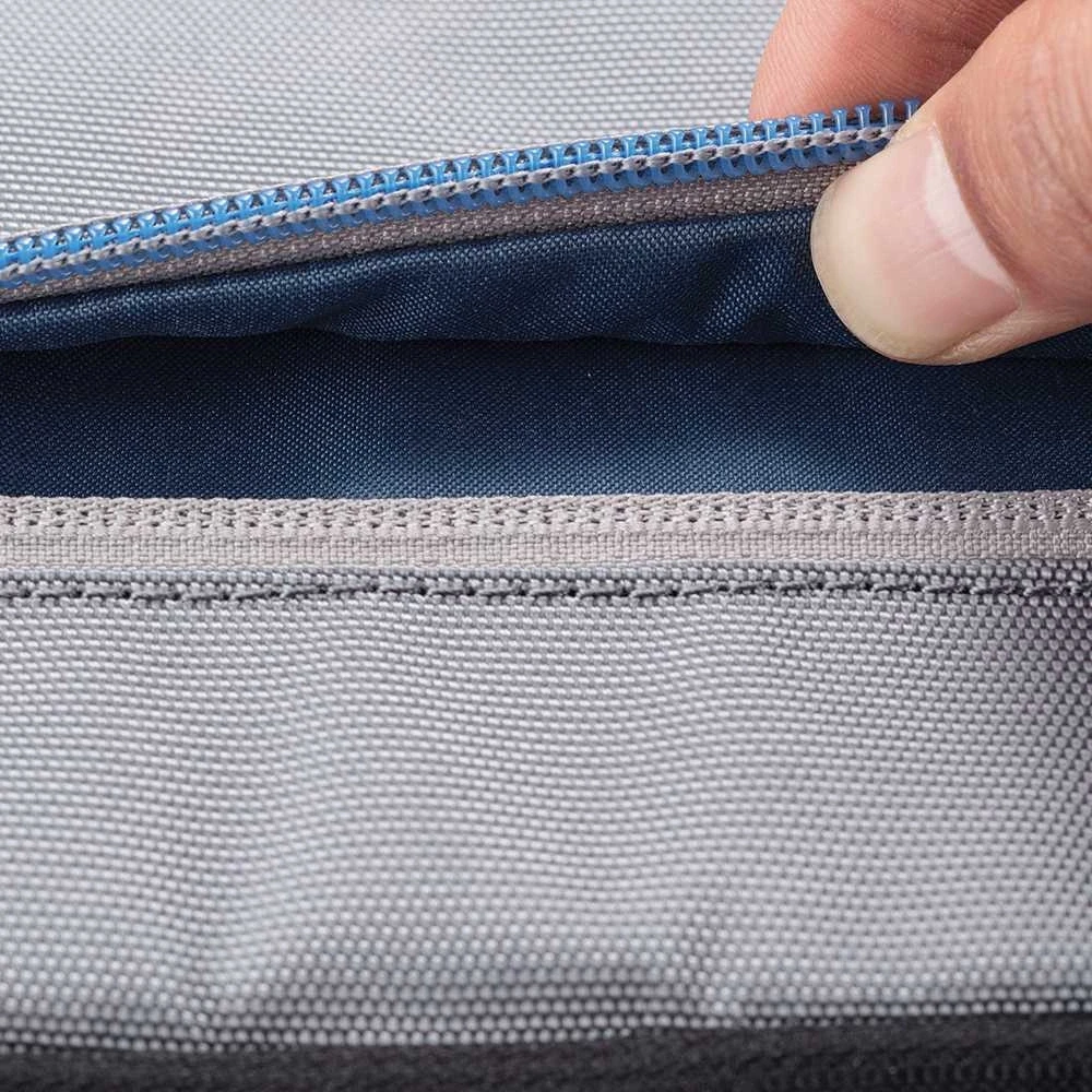 Kuprinė su RFID kišenėmis ir slaptu užtrauktuku XD DESIGN