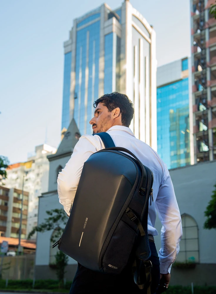 XD DESIGN BACKPACK BIZZ BACKPACK Juodas P/N: P705.931