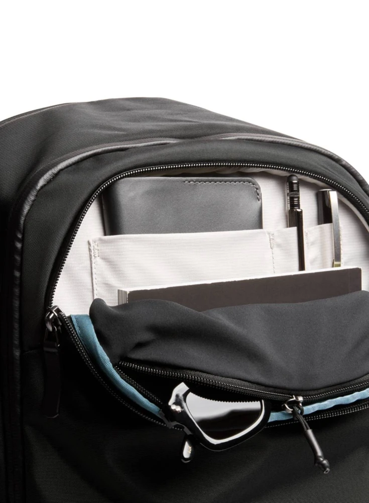 Bellroy Transit Workpack Pro 22 L juoda