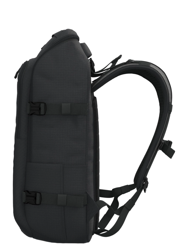 Cabinzero Adv Pro 32l kelioninis kuprinės-rankinės juodas