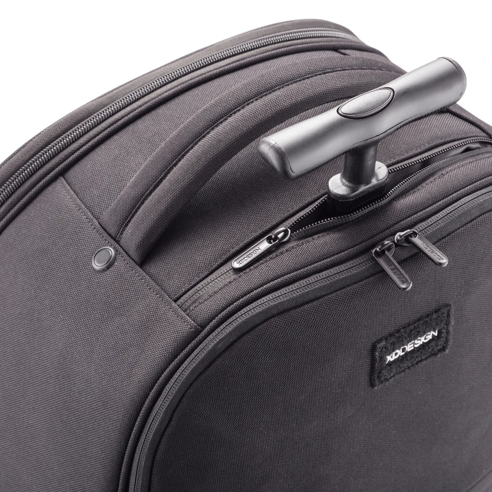 Kuprinė/rankinė su ratukais XD Design Bobby Trolley juodas P705.771