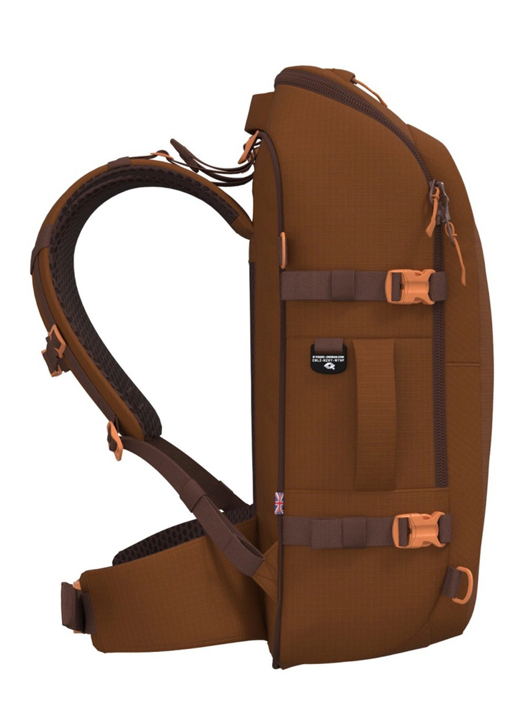 Cabinzero Adv 42l kelioninis kuprinės-rankinės dėklas