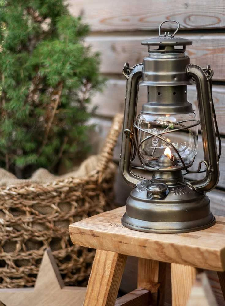 Žibintas Feuerhand Hurricane Lantern 276 - Bronze