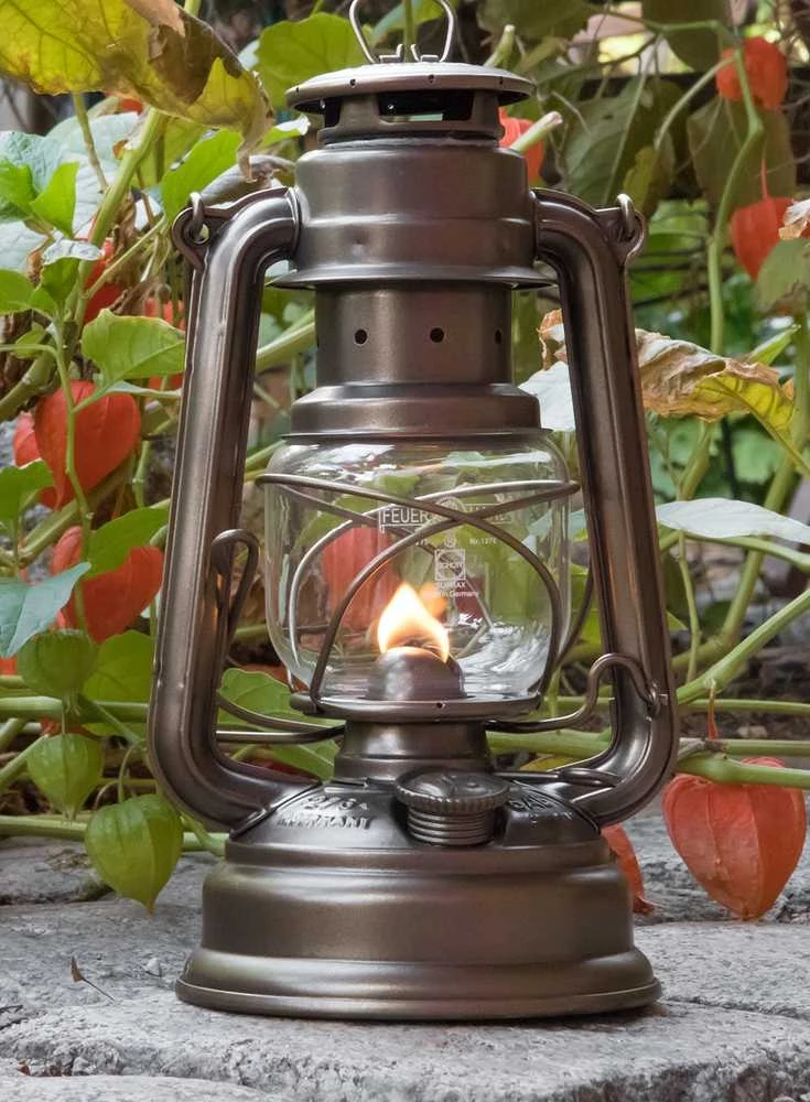 Žibintas Feuerhand Hurricane Lantern 276 - Bronze