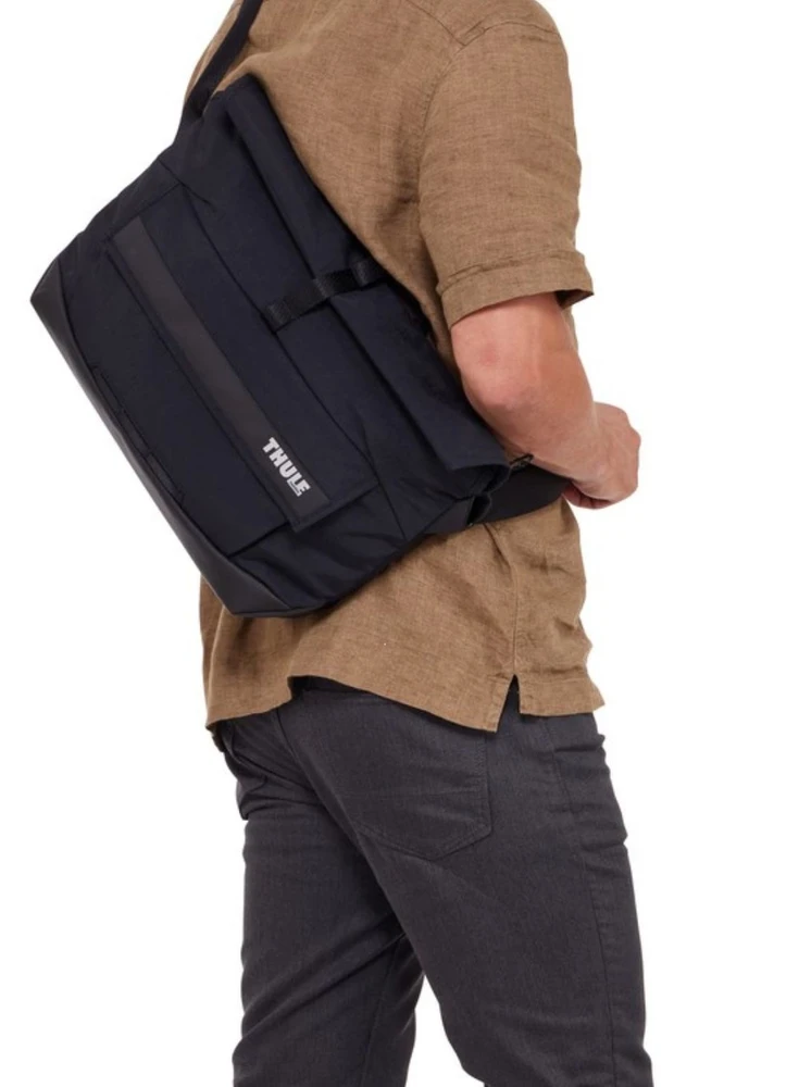 Thule | Crossbody 14L | PARACB-3114 Paramount | Crossbody | Atsparus vandeniui | Juodas