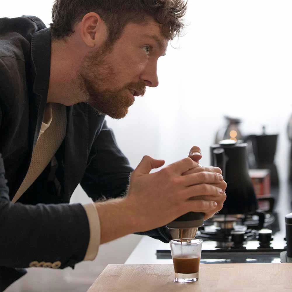 Nešiojamas espresso kavos aparatas Wacaco Picopresso, Pilkas