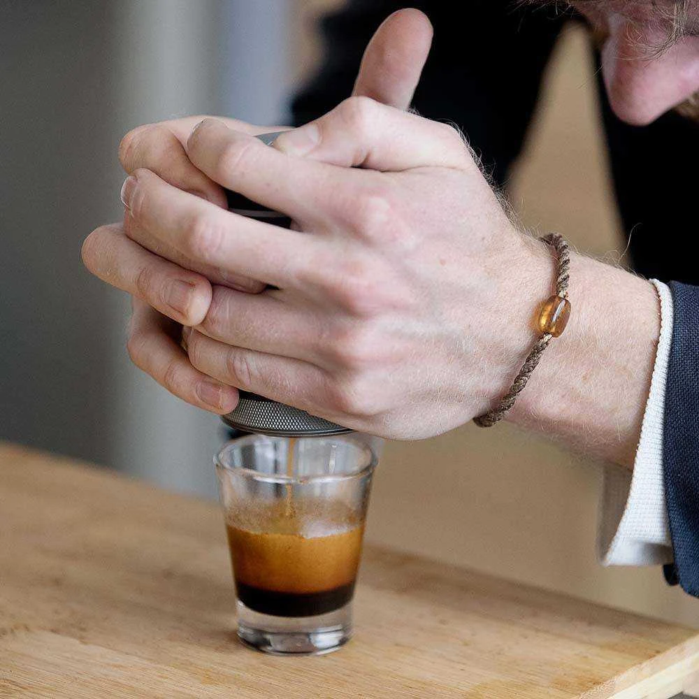 Nešiojamas espresso kavos aparatas Wacaco Picopresso, Pilkas