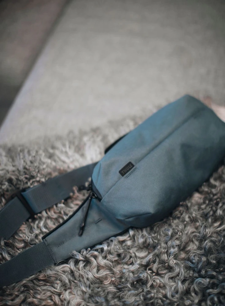 Thule | Sling Bag | TASB-102 Aion | Bag | Atsparus vandeniui | Dark Slate