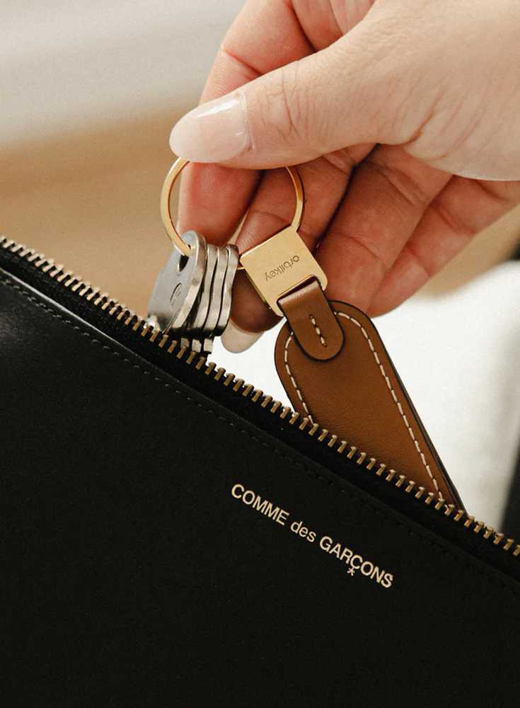 Skórzane etui organizer na klucze Orbitkey 2.0 Leather - juodas/juodas-universalus