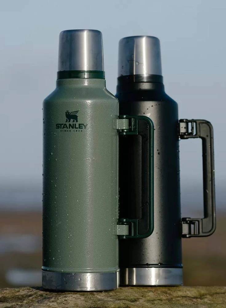 Termosas STANLEY CLASSIC (2.3 l)