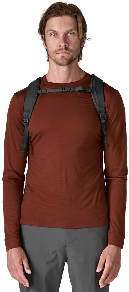 Mėlyna Atom dienos kuprinė 24l-smolder mėlynas PATAGONIA