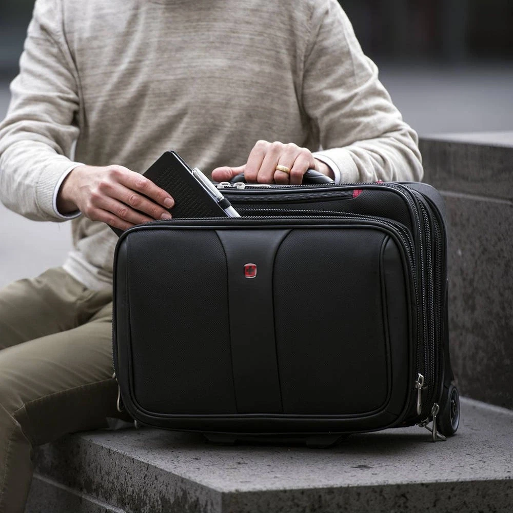 Bag for laptop WENGER patriot 600662 (17 ", juodos spalvos)