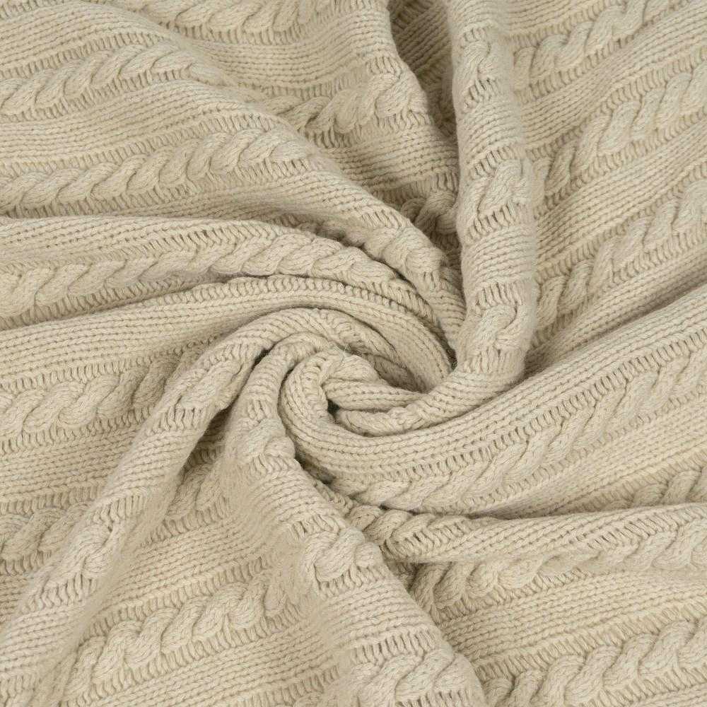 Merino vilnos pledas, austas pynės raštas, 130x170 cm, smėlio spalvos šildantis užklotas, reabilitacinė patalynė, vilnonis apklotas