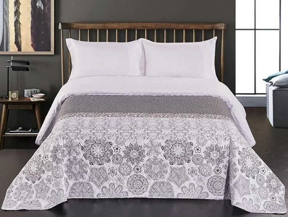 Dvipusė lovatiesė DecoKing ALHAMBRA 170x210 cm, pilkos/baltos spalvos