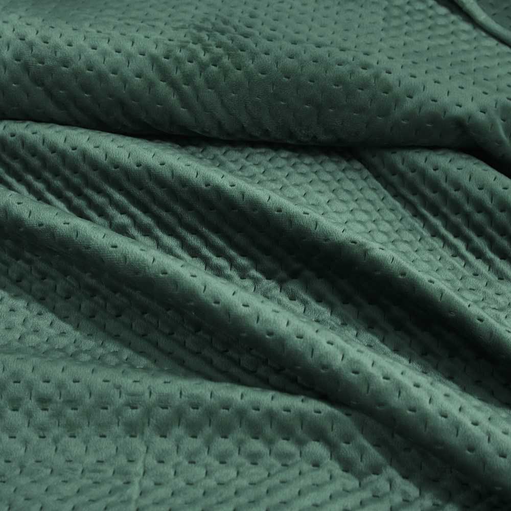 Velvetinė lovatiesė, 240x220 cm, geometrinis raštas, butelio žalios spalvos, modernus miegamojo dekoras, švelni lovos užtiesalas