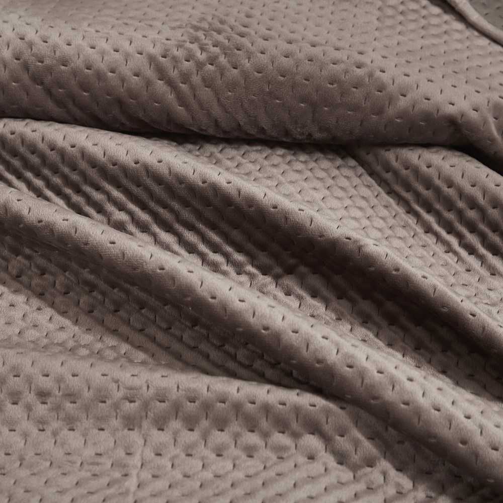 Veliūrinė lovatiesė, geometrinis kryželių raštas, 240x260 cm, poliesterio užtiesalas lovai ar sofai, dekoratyvinis užklotas, miegamojo tekstilė