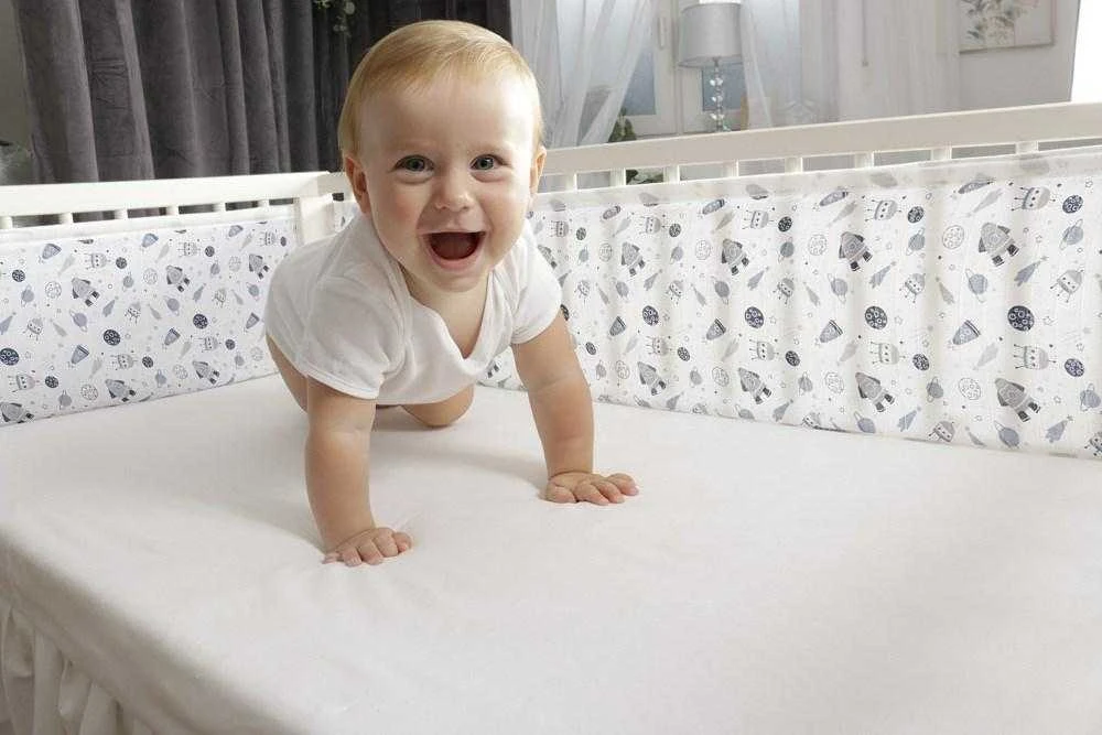 Patalynės komplektas Baby Matex „Bump Air 180 Cosmos“ lovelės apsauga