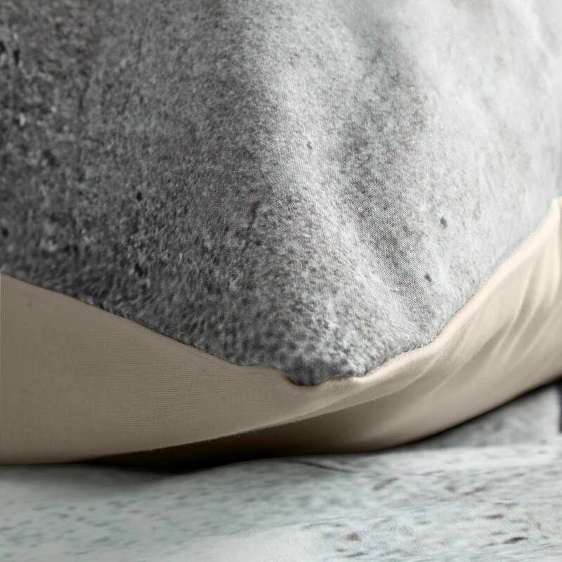 Eurofirany Medvilninio satino patalynės komplektas, 160x200 cm, plieno pilka spalva su baltais gėlių raštais, komplekte 2 pagalvių užvalkalai, miegamojo tekstilė