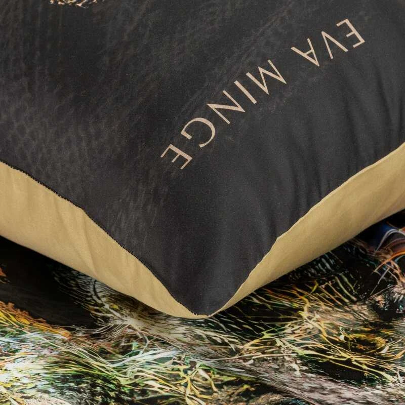 Eurofirany Medvilnės satino patalynės komplektas 160x200 cm, juodos ir smėlio spalvos drugelių dizainas, patvarus užtrauktukas, 125 g/m² svoris, antklodės ir pagalvių užvalkalai, miegamojo tekstilė Patalynė