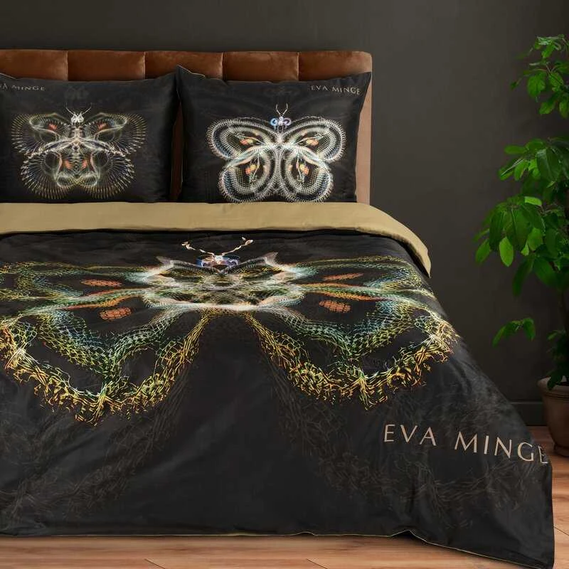 Eurofirany Medvilnės satino patalynės komplektas 160x200 cm, juodos ir smėlio spalvos drugelių dizainas, patvarus užtrauktukas, 125 g/m² svoris, antklodės ir pagalvių užvalkalai, miegamojo tekstilė Patalynė