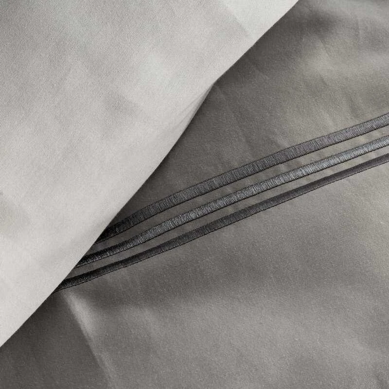 Eurofirany Medvilninio satino patalynės komplektas, 160x200 cm, sidabrinė spalva, siuvinėtas gėlių raštas, užsegimas užtrauktuku, 125 g/m² svoris, kvėpuojantis medvilnės audinys, minkšta patalynė