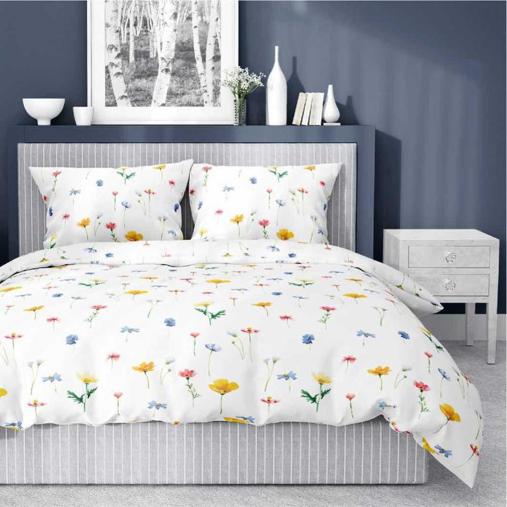 Satino patalynės komplektas, baltas su spalvingomis lauko gėlėmis, 220x200 cm, 3 dalių patalynės komplektas, medvilninio satino patalynė, gėlėta patalynė