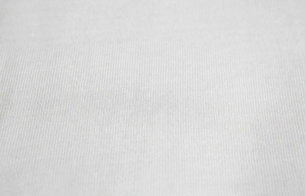 Vandeniui atspari čiužinio apsauga 140x200 cm, Tencel pluošto užvalkalas, drėgmės barjeras švariam miegui, elastiniai kampiniai dirželiai, skalbiama 40°C, higieninis paklotas