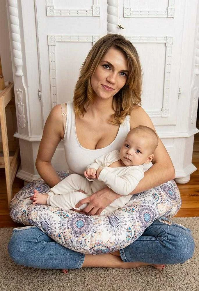 Baby Matex Padėties palaikymo pagalvė „C“ kruasanas „Botanika“ lapai, gėlės, flamingai, balta, ilgis 300 cm, spalva 5, skirta žindymui, nėštumo poilsiui