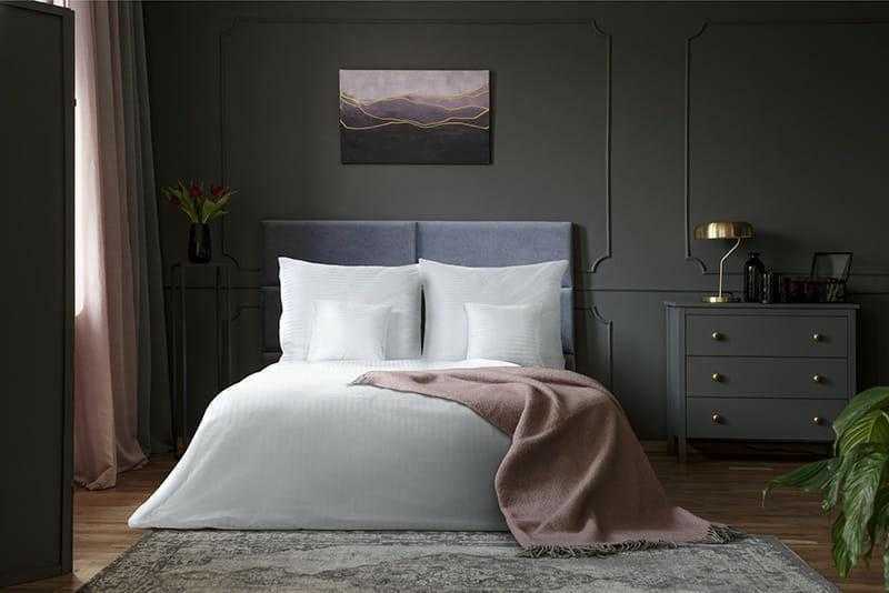 Patalynės komplektas Viešbučio antklodės užvalkalas 160x200 cm, baltas juostuotas damastas, 30 cm įkišimas, intensyviam naudojimui, medvilninė patalynė