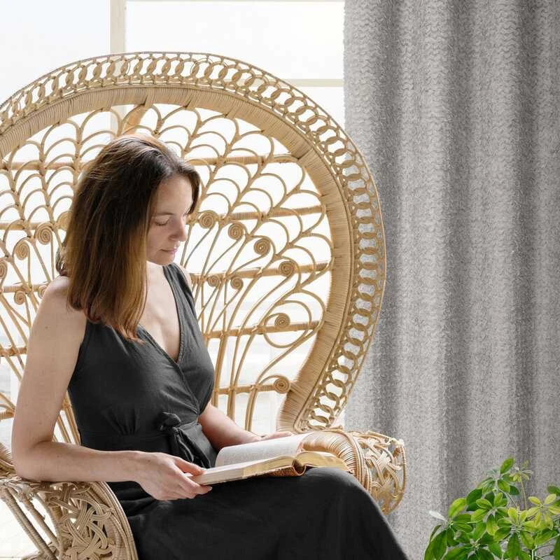 Eurofirany Sidabrinė užuolaida 135x250 cm, su moherio siūlų detalėmis ir metalinėmis kilpomis, moderni poliesterio langų uždanga, stilingas namų dekoras
